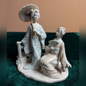 (2 For $10) Elegant Porcelain Geisha Figurine Set